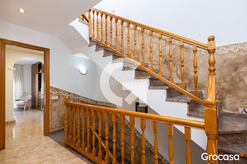 Foto f8acfa71-9bc7-4298-b7c3-475b79d52c21. Casa aparellada amb calefacció aparcament piscina a Mataró
