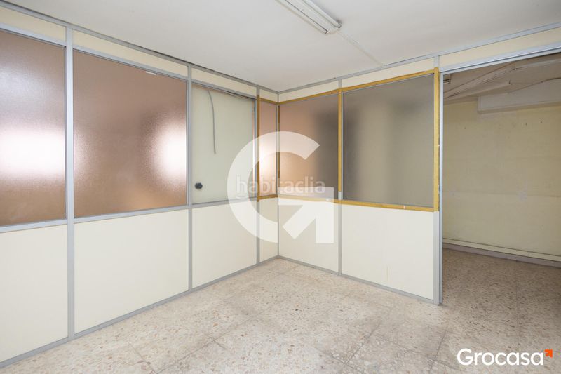 Foto 52e9bd82-2bf0-4cb2-b35b-e6f20d6fdf1a. Local comercial a Sagnier-Plaça de Catalunya Prat de Llobregat (El)