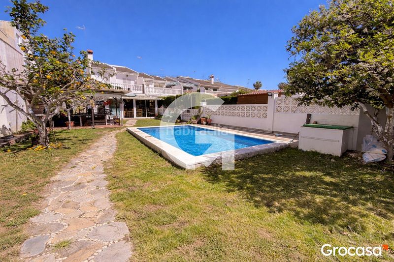 Foto 3e1de822-f247-4de2-bf6d-a080b420d781. Casa amb aparcament piscina a Añoreta Baja Rincón de la Victoria