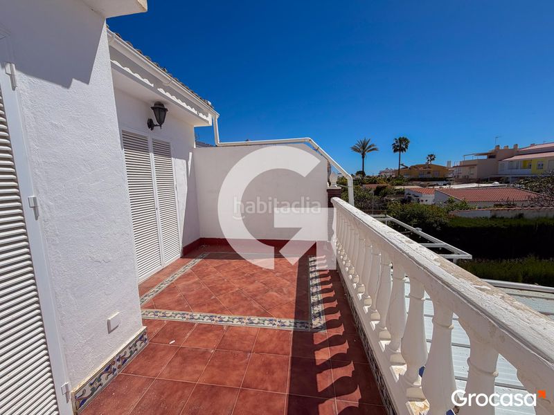 Foto c35e8af3-1703-43ac-ac3b-cec6f6445a1e. Casa amb aparcament piscina a Añoreta Baja Rincón de la Victoria