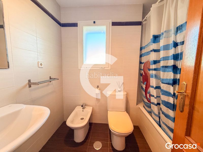 Foto b867eb15-159d-45d6-ba43-7be1a0cd4883. Pis amb aparcament piscina a Caleta de Velez