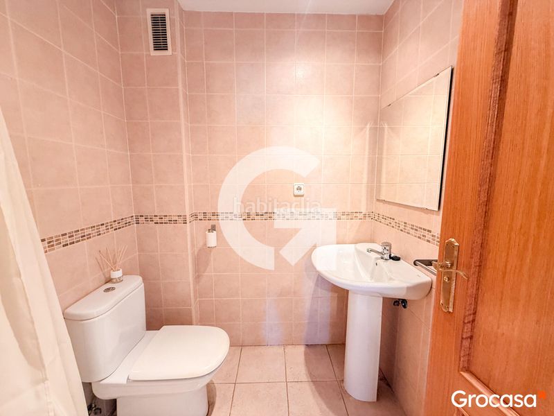 Foto c4a27430-cdee-4f09-b7fe-6451275aa75c. Pis amb aparcament piscina a Caleta de Velez