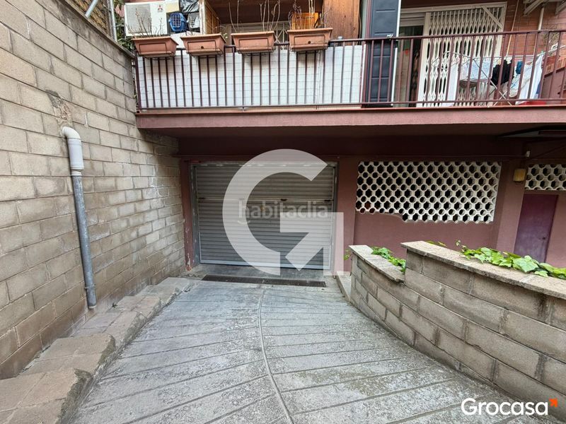 Foto 49db8f15-0ca7-4ee0-8387-5305fb413341. Aparcament cotxe a Horta Barcelona