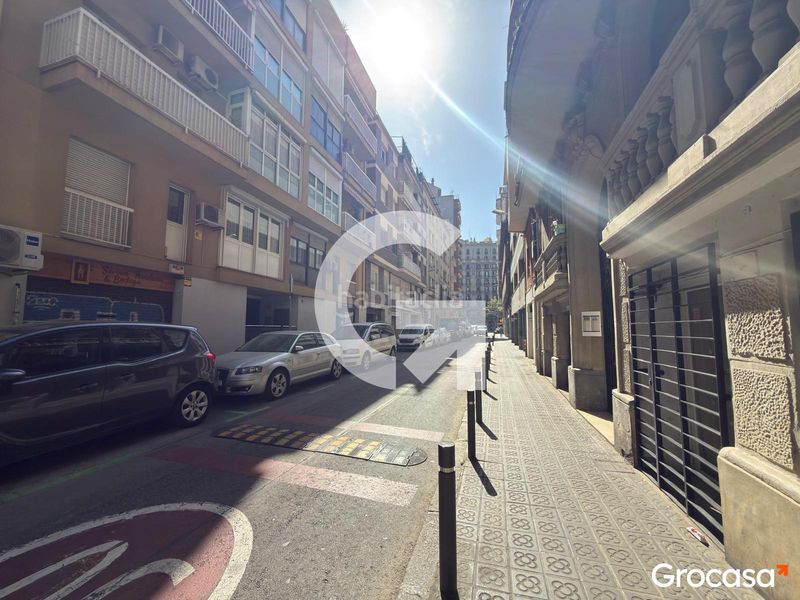 Foto 92e45cd8-c691-4743-816f-c239d1f5f3e7. Pis a Hostafrancs Barcelona