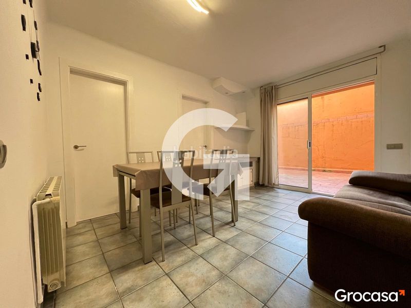 Foto 43e3f27a-dfd8-4f3a-9043-7a209f4596db. Planta baja  con terraza! en Centre Rubí