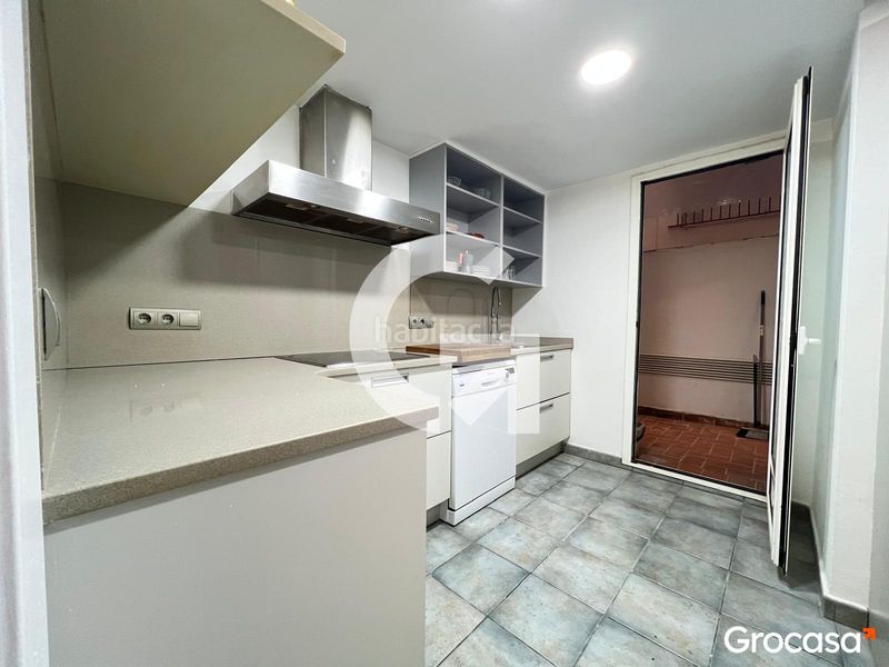 Foto 5b135026-8a1a-4c1e-b460-d8b567e160ce. Planta baja  con terraza! en Centre Rubí