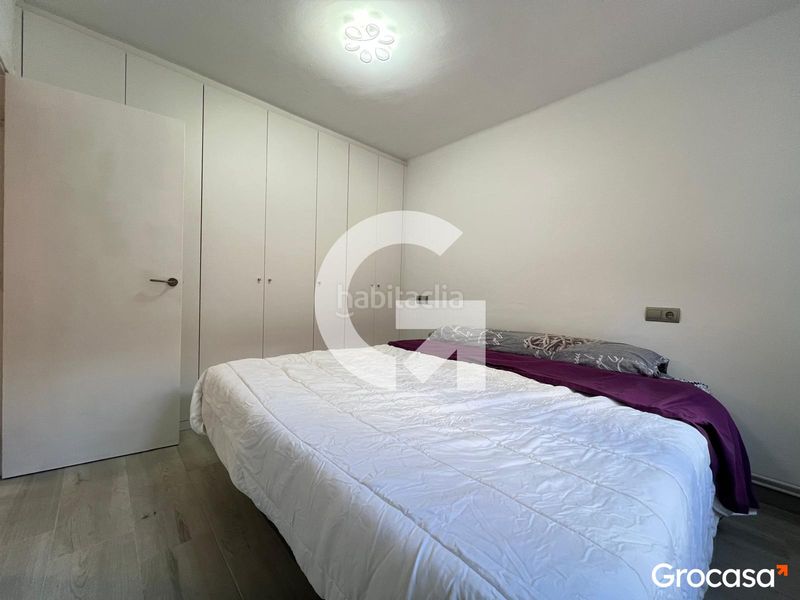 Foto babd3b7d-daf8-4c7f-a20c-aa6183bee1b7. Planta baja  con terraza! en Centre Rubí