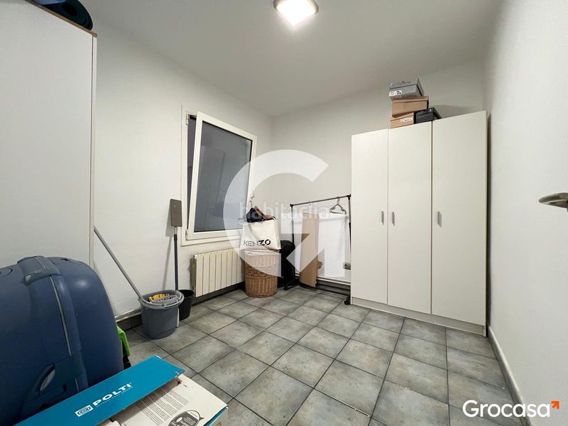 Foto f0845cd1-8b6d-4b2c-8dd7-ef02503d35ba. Planta baja  con terraza! en Centre Rubí