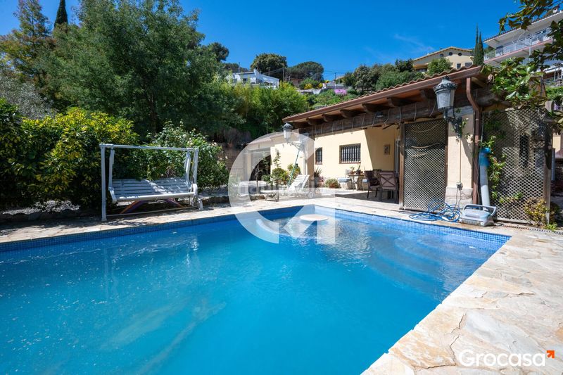 Foto 58d5bd7e-1179-48f9-a9ff-5b23c5ad35a0. Xalet amb calefacció aparcament piscina a Urbanitzacions Argentona