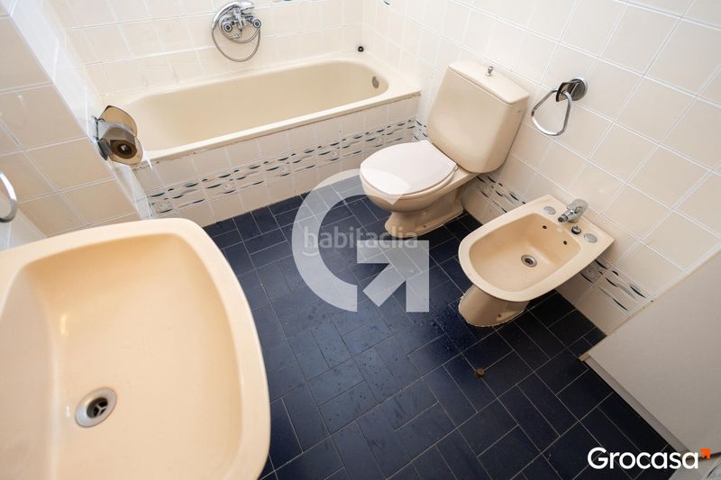 Foto 907cbad2-654d-40dc-a002-4c27a21fd72d. Pis a Els Molins - Pins Vens Sitges