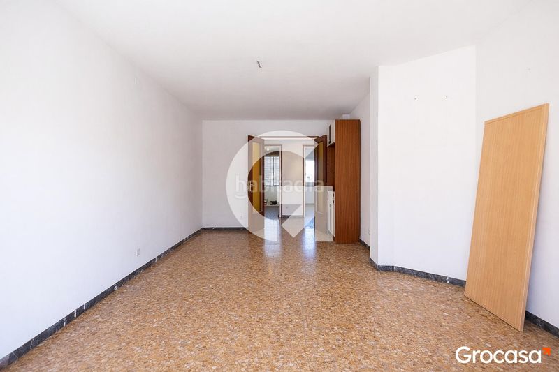 Foto c135b525-ad8b-40b6-ac0d-d6179bb551e3. Pis a Els Molins - Pins Vens Sitges