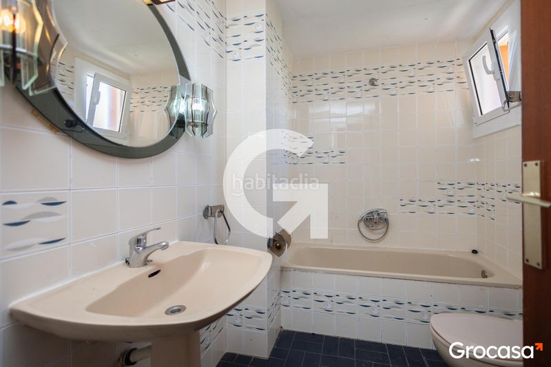 Foto fc0cedc3-1f5b-487e-a752-189f888117b1. Pis a Els Molins - Pins Vens Sitges