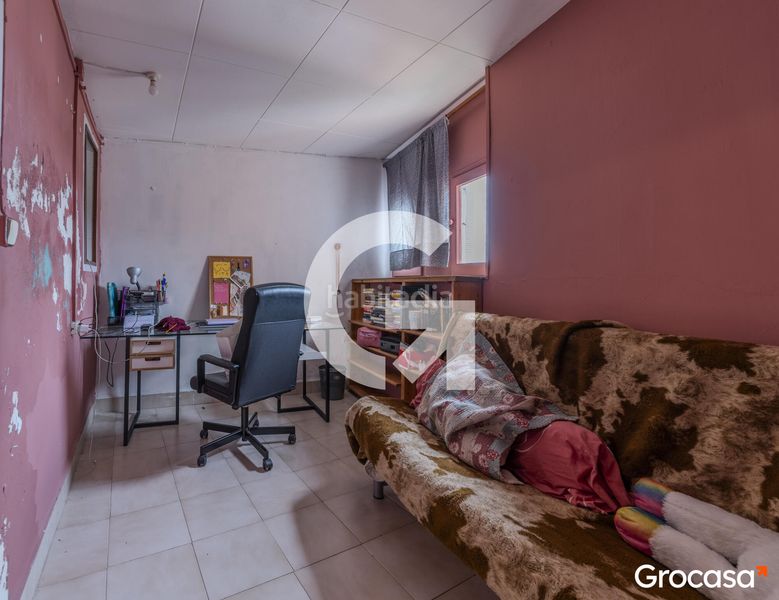 Foto 2aad1d36-6352-4aa0-bfa2-5cd873ed2436. Casa a Carmel Barcelona