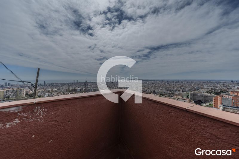 Foto a5f3cfff-9885-4618-9c79-2865bbe79a80. Casa a Carmel Barcelona