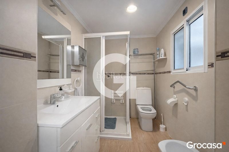 Foto 703ac17d-53a3-48e9-8480-6b83e0a32a52. Pis a Centro puerto Sagunt