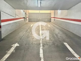 Aparcament cotxe  Tv travessia industrial. Parking a la venta en travessia industrial