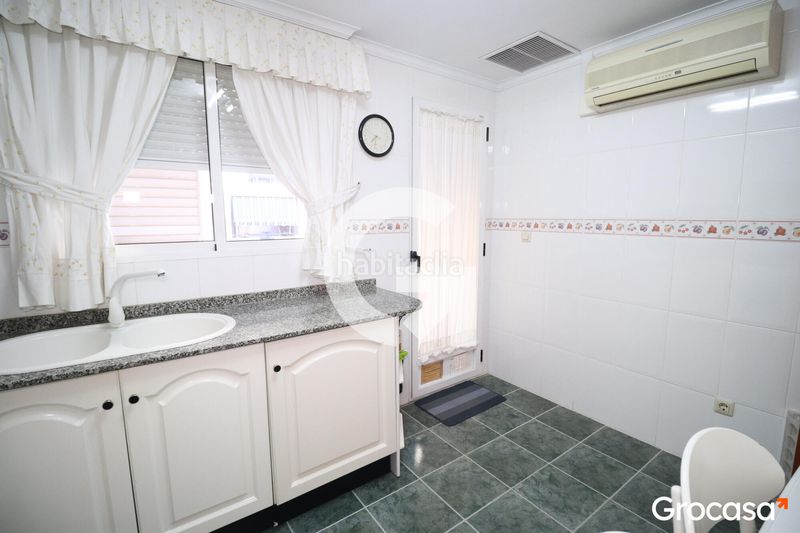 Foto 93509d20-83b5-4dfc-a6c4-815ad1e316b8. Pis amb aparcament a Las Islas Sagunt