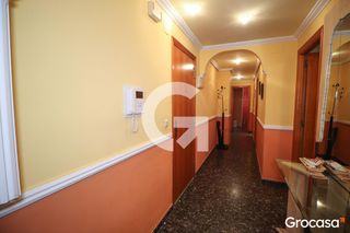 Pis  Cl isla cerdeña. Primera planta con terraza y vistas al mar con garaje a 2 min de