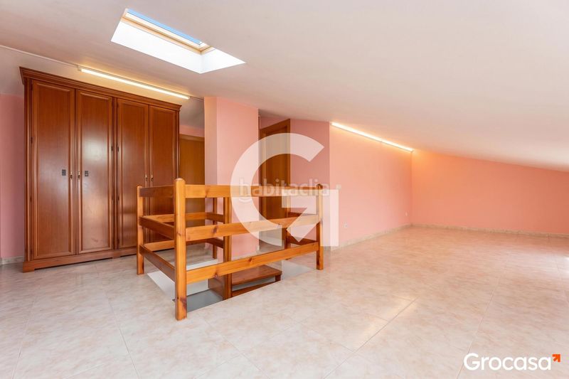 Foto 1ded0997-85d5-4fa5-9405-5ca549894647. Pis amb calefacció a El Pedró Cornellà de Llobregat