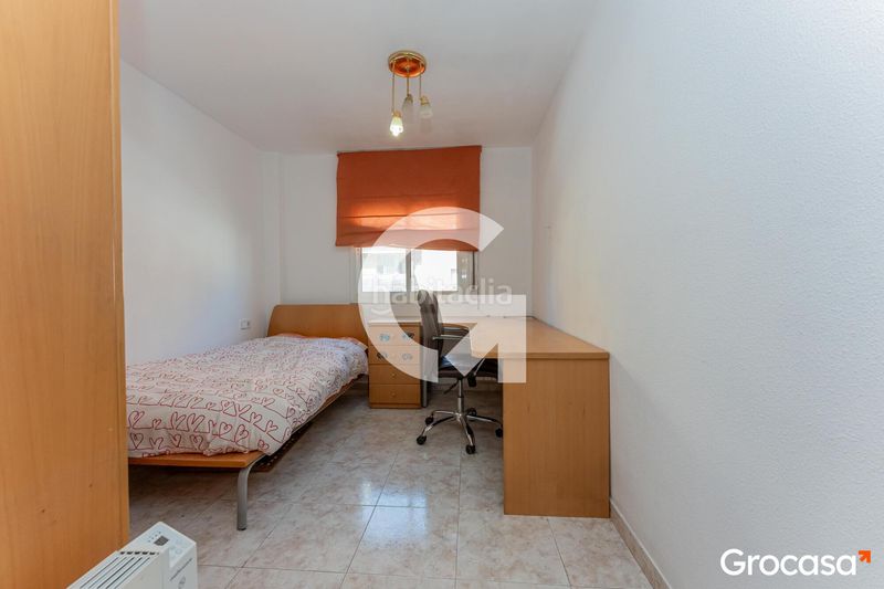 Foto 2ace301f-60a3-4c32-a90b-badcd5d945e0. Pis amb calefacció a El Pedró Cornellà de Llobregat