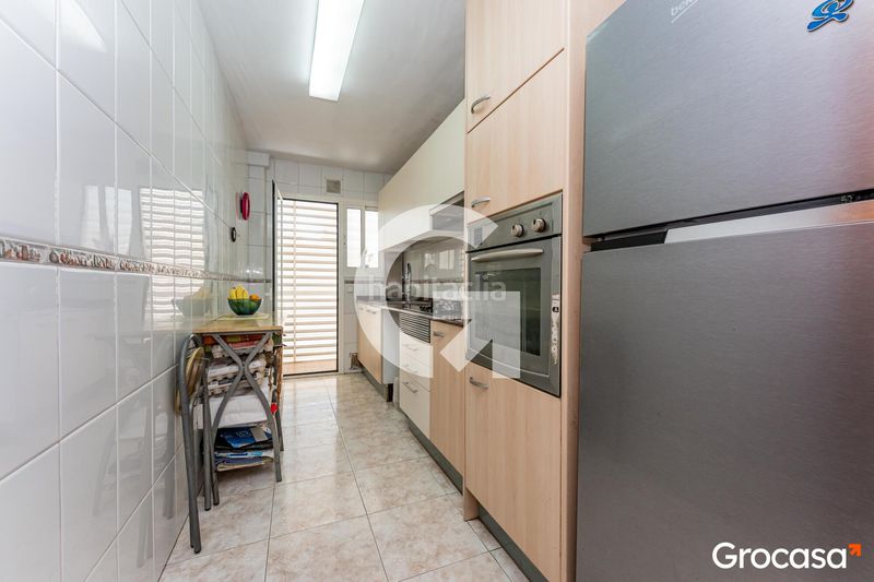 Foto 79f32c56-2125-40dd-a4ba-98a2451d3eb1. Pis amb calefacció a El Pedró Cornellà de Llobregat