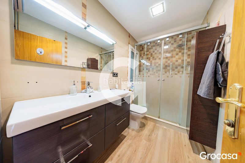 Foto 1e502a98-3985-46fd-9cfd-e14c0ea64fe0. Pis amb calefacció a Egara Terrassa