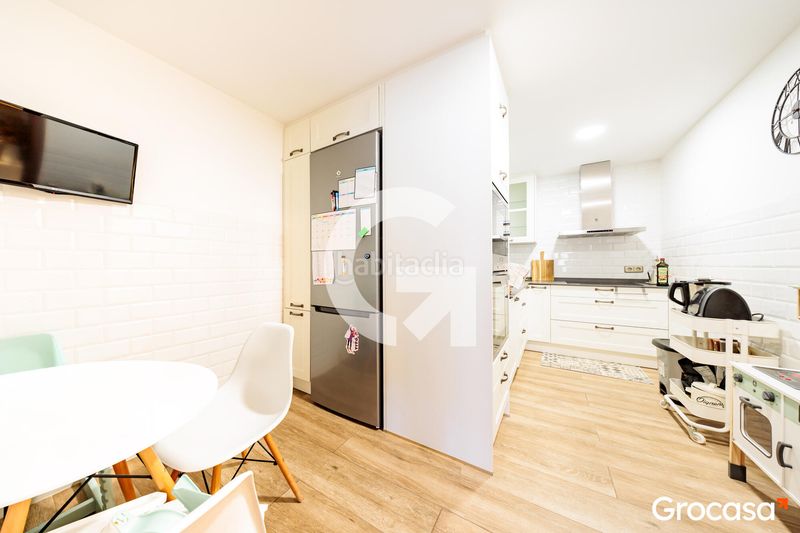 Foto 3a423320-e8d8-4684-81b0-025960c66db4. Pis amb calefacció a Egara Terrassa