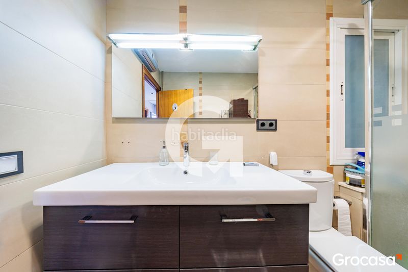 Foto 5cac51fa-cb63-42ab-a076-fa7b3e3d6f11. Pis amb calefacció a Egara Terrassa