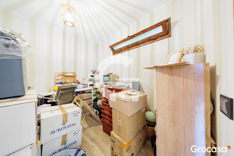 Foto e15f88c7-6423-44b8-a01d-f07aa3d175ab. Pis amb calefacció a Egara Terrassa