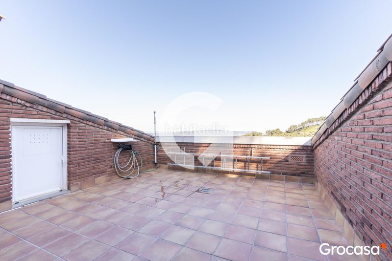 Foto 74a82a7e-dfb5-444d-986d-cfa5e00f5c96. Casa amb calefacció aparcament a Cervelló