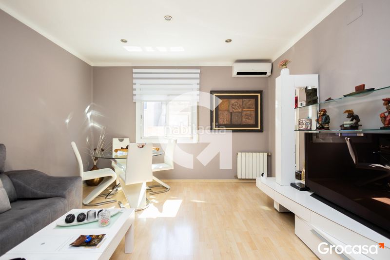 Foto 3621e4dd-4d97-49aa-a16c-e1d3a09eee5b. Pis amb calefacció a La Roureda Viladecans