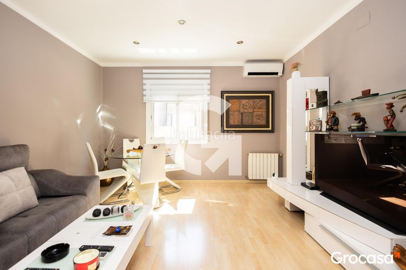 Foto 50ab5ac6-564e-43d4-b112-120a2dd6e1f5. Pis amb calefacció a La Roureda Viladecans