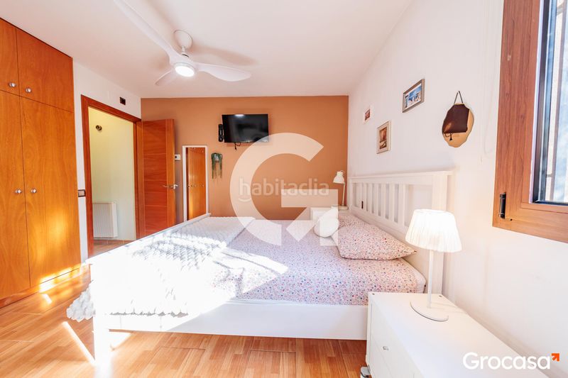 Foto b75b8c3f-3e38-42c0-aec4-c6a629a275d4. Casa amb calefacció aparcament piscina a Collbató