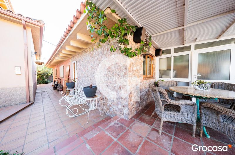 Foto cd0f8f99-ba99-4f74-8848-e6caa29b0d36. Casa amb calefacció aparcament piscina a Collbató