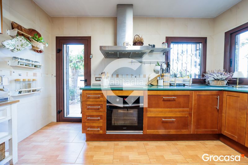 Foto e8e182fc-5d41-4383-b857-68353d0f0777. Casa amb calefacció aparcament piscina a Collbató