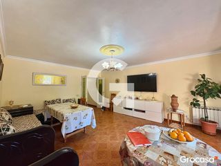 Flat in Peramàs. Piso amplio y luminoso de 120 m en la zona de peramás