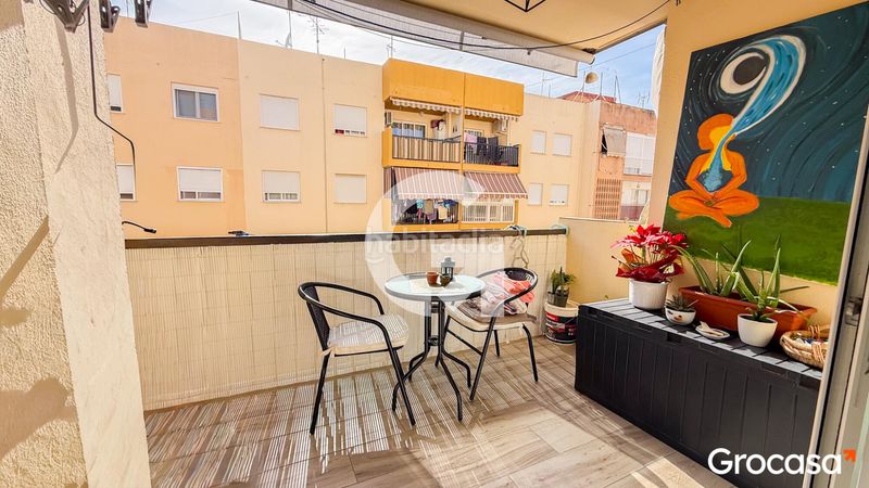 Foto 53dd246d-5a89-4eff-a302-c049b29508e7. Pis a Centro Torre del Mar