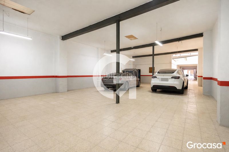 Foto 8a0ac8b1-6a1e-4ecf-bf6d-64c16210d722. Local comercial a Centre-Estació Gavà