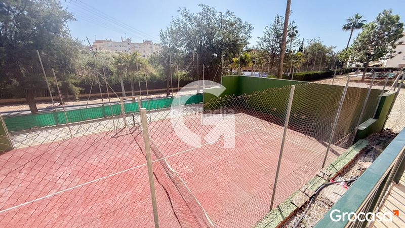 Foto e48eacde-dadf-4667-a236-b3731d6ee982. Pis amb aparcament piscina a Viña Málaga Torre del Mar