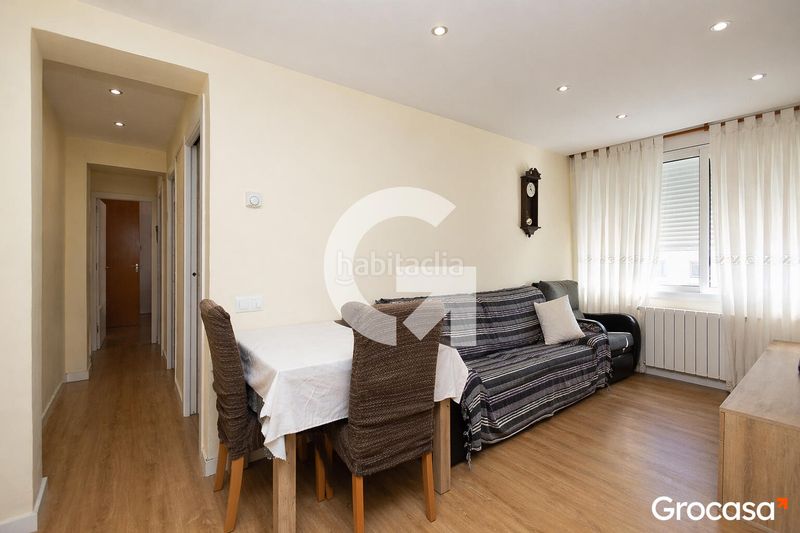 Foto 56d841df-26bb-4ee8-9965-37fcc0ea10cf. Pis amb calefacció a Sant Ildefons Cornellà de Llobregat