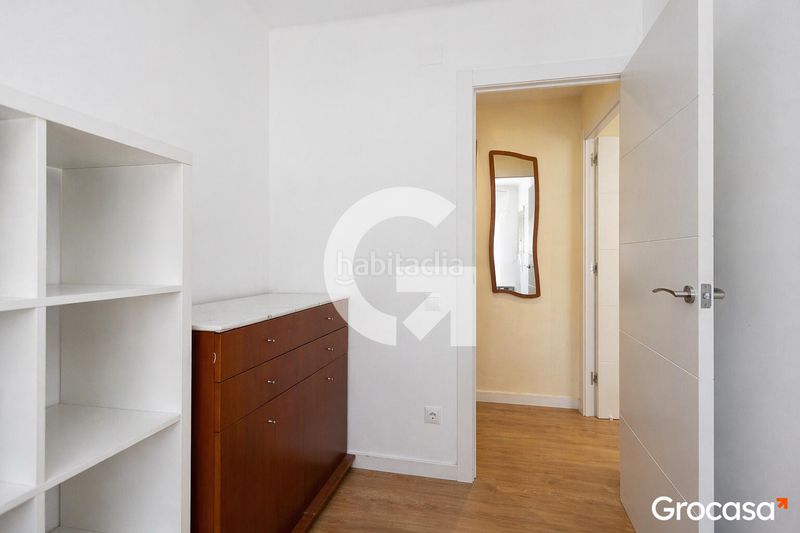 Foto 74dac83d-6645-4e61-97a5-10721fb39159. Pis amb calefacció a Sant Ildefons Cornellà de Llobregat