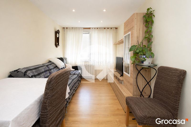 Foto cc1e4e13-b9d6-40d6-8e05-1ef5de296237. Pis amb calefacció a Sant Ildefons Cornellà de Llobregat