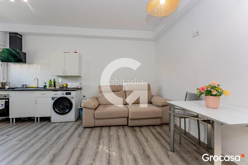 Foto 00c96e6d-6d61-440a-944d-21265c515486. Pis a El Pedró Cornellà de Llobregat