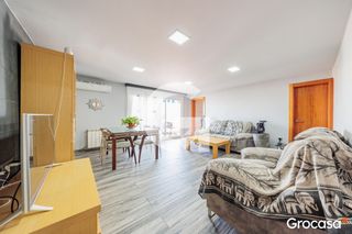 Appartamento  Cl magallanes, de. Magnifico piso en el barrio de can boada