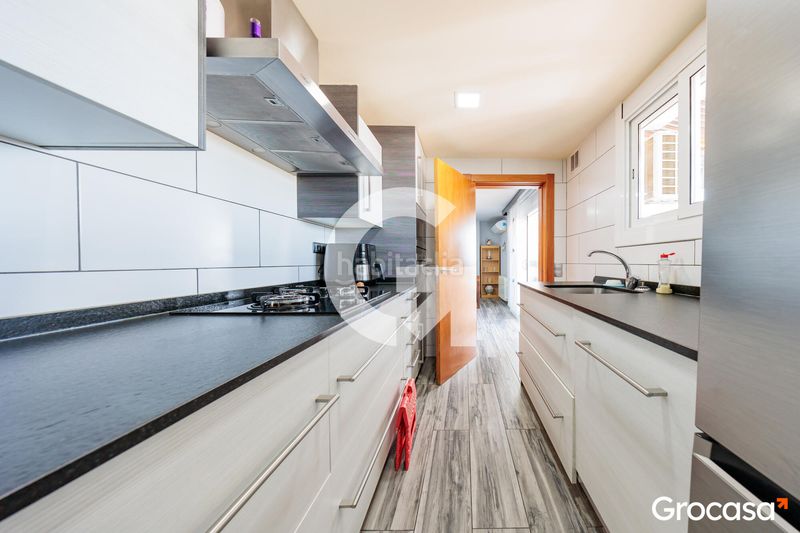 Foto 51765596-3e4e-4b1c-b33c-137f97bfefce. Pis amb calefacció a Can Boada Terrassa