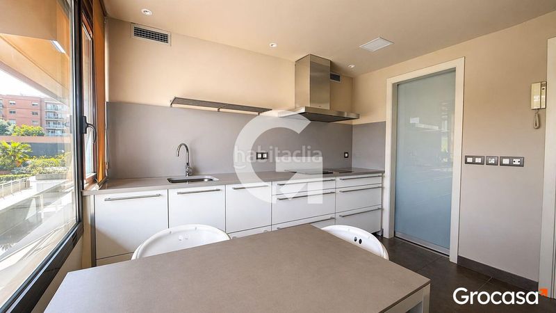 Foto ce9c0e47-eabd-4c83-876d-9682b6fdbe9f. Pis amb calefacció a La Nova Esquerra de l´Eixample Barcelona