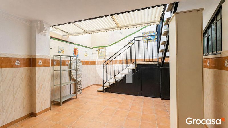 Foto 80d5f1c0-583f-4772-b2f8-2369221d1dc0. Casa adossada a Can Tintorer-Can Tries Gavà