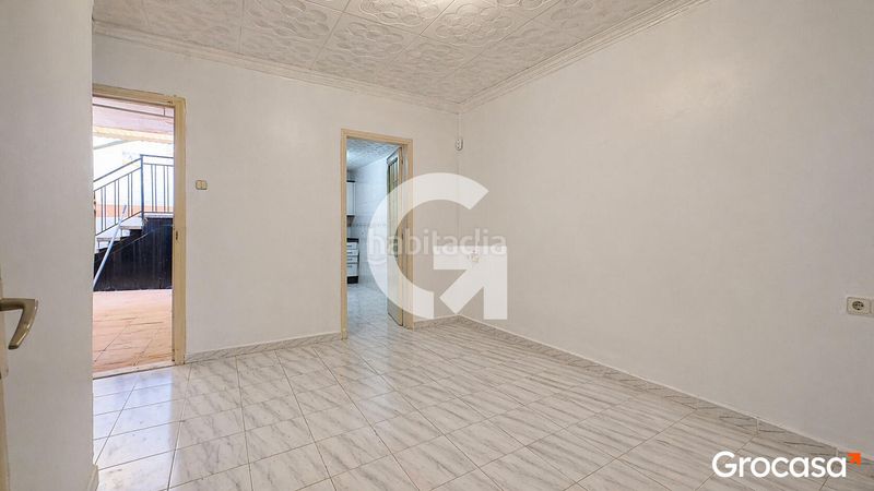 Foto 8b01e87b-21b9-42e4-823a-61a21ee799f5. Casa adossada a Can Tintorer-Can Tries Gavà