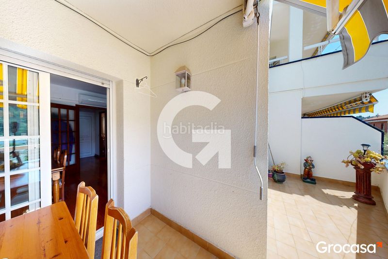 Foto 99ab2233-b0b9-48f6-a73d-3dd6e8c36bde. Casa amb calefacció aparcament piscina a Corbera de Llobregat