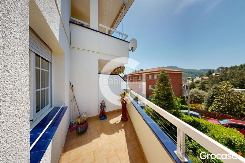 Foto cb8723c4-91e6-4412-8958-7e527a53ce3a. Casa amb calefacció aparcament piscina a Corbera de Llobregat